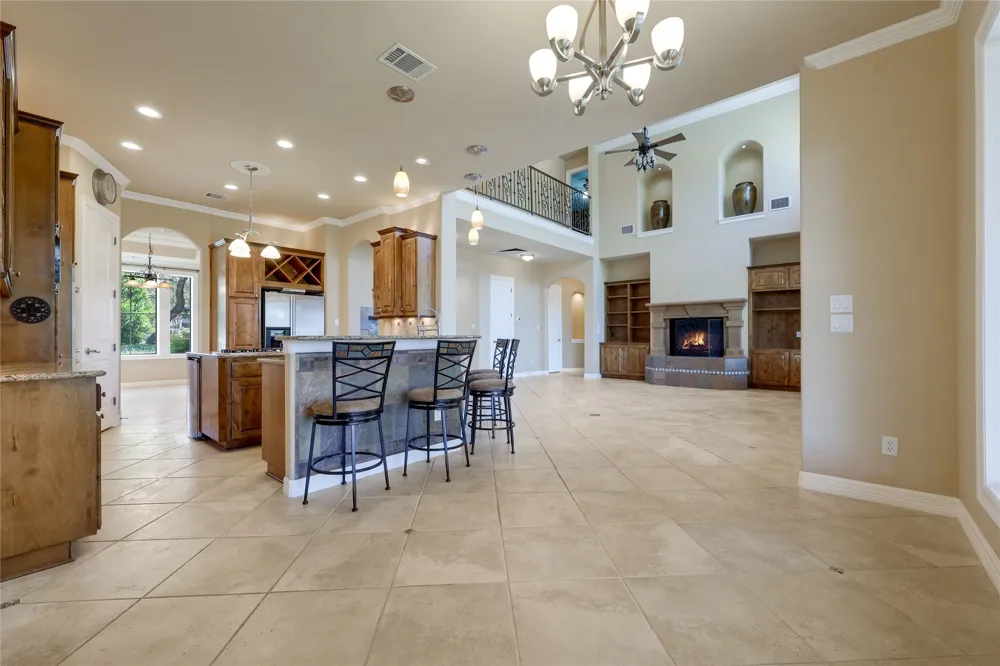 18007 Crystal Cove Jonestown, TX 78645