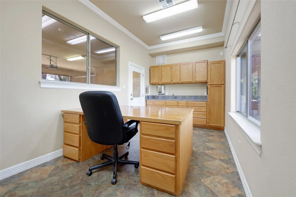 18007 Crystal Cove Jonestown, TX 78645