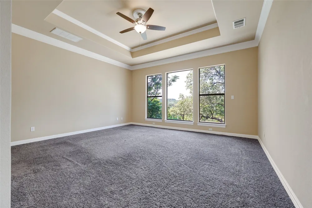 18007 Crystal Cove Jonestown, TX 78645