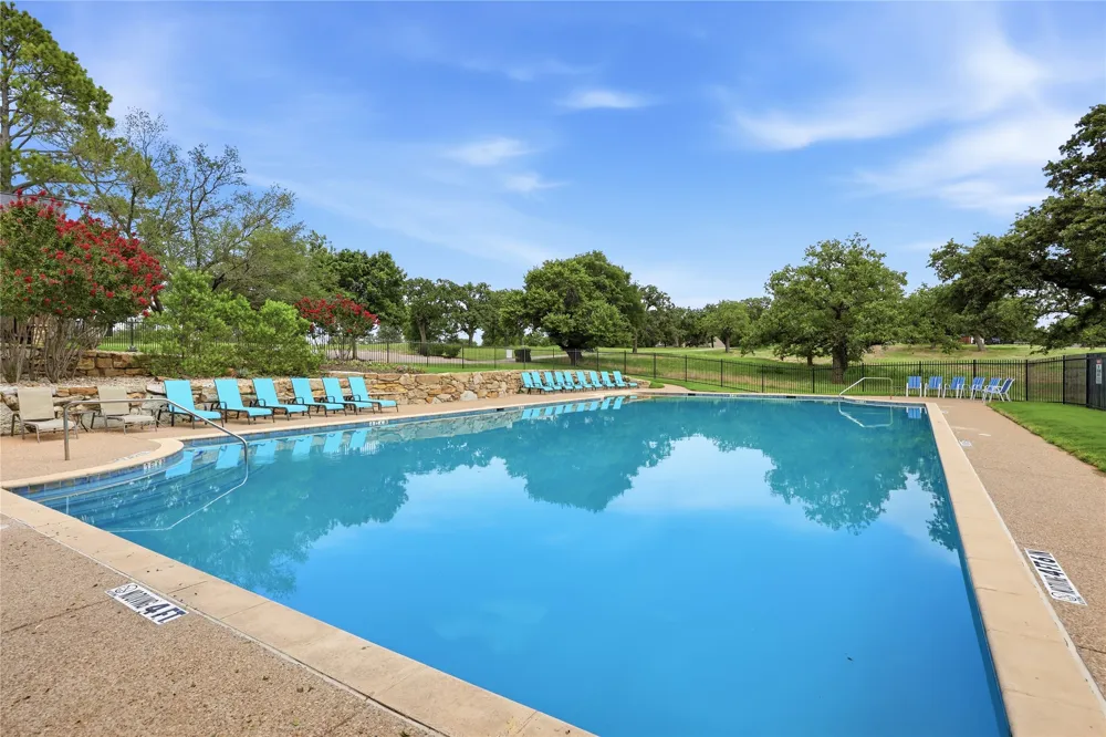 132 Birdie Drive Lipan, TX 76462