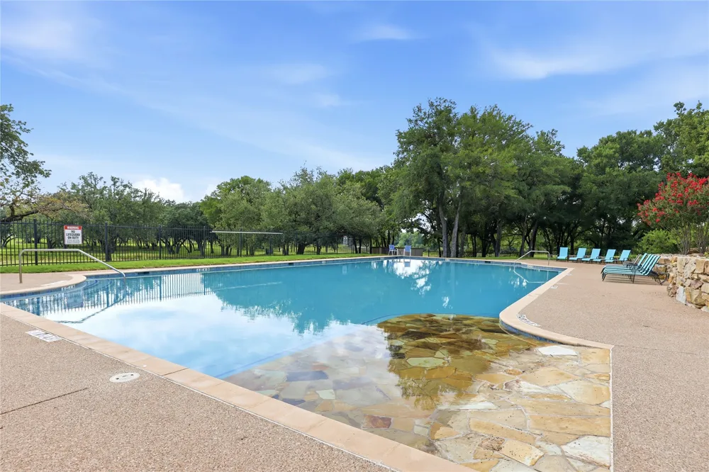 132 Birdie Drive Lipan, TX 76462