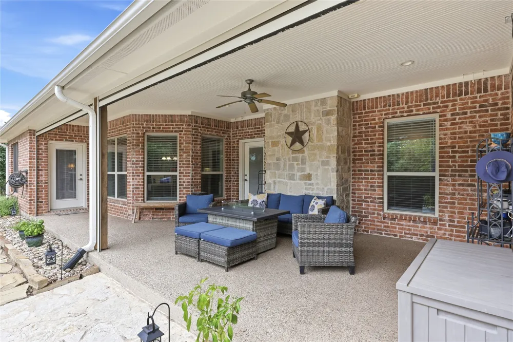 132 Birdie Drive Lipan, TX 76462
