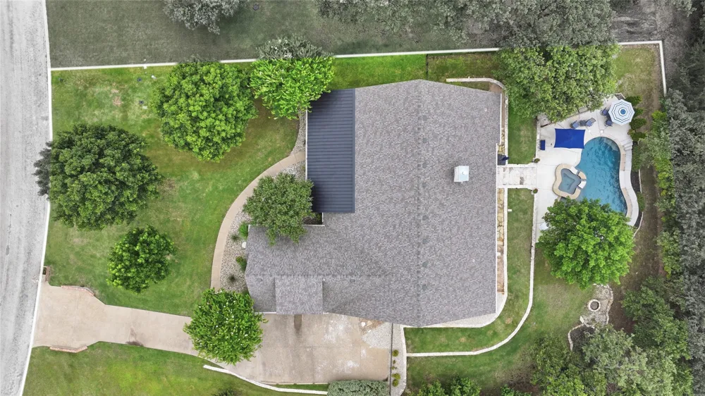 132 Birdie Drive Lipan, TX 76462
