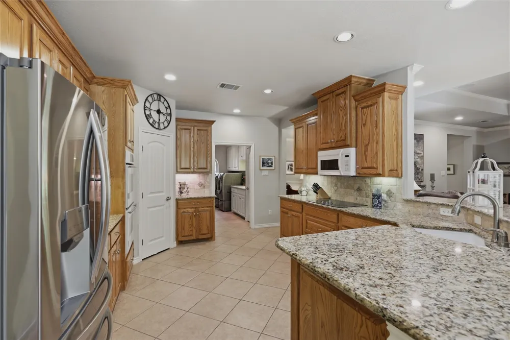 132 Birdie Drive Lipan, TX 76462