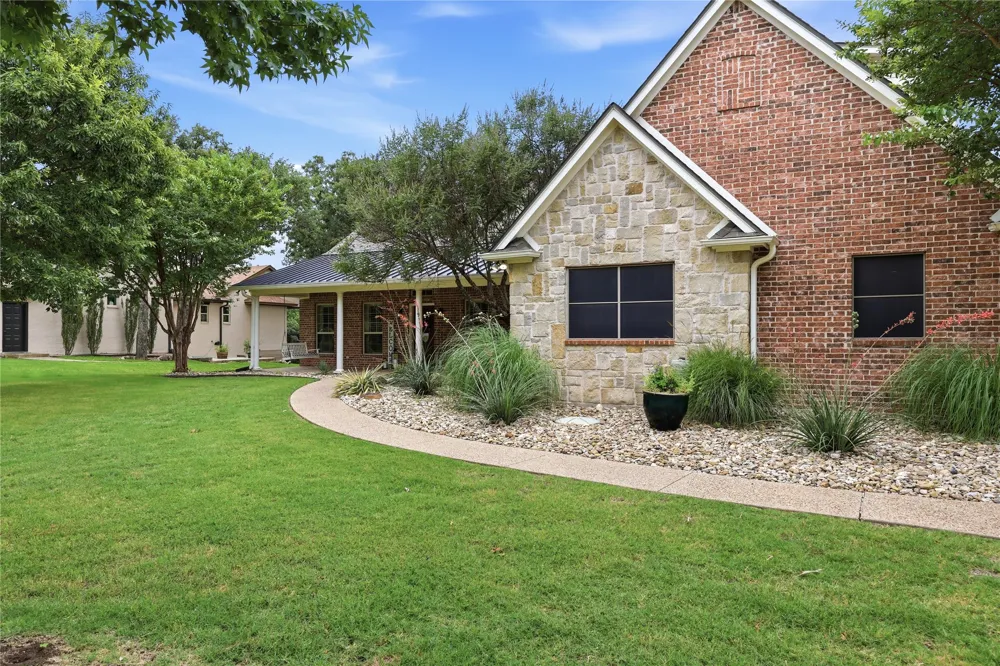132 Birdie Drive Lipan, TX 76462
