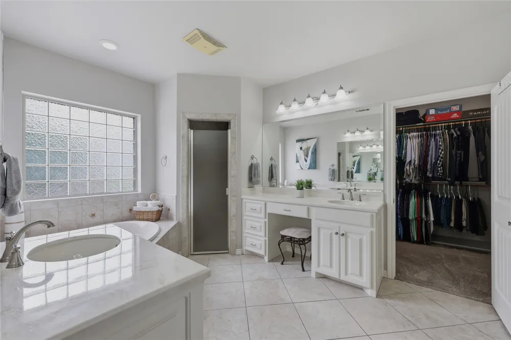 132 Birdie Drive Lipan, TX 76462