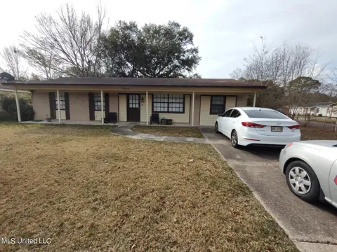 3619 Pentagon Drive
