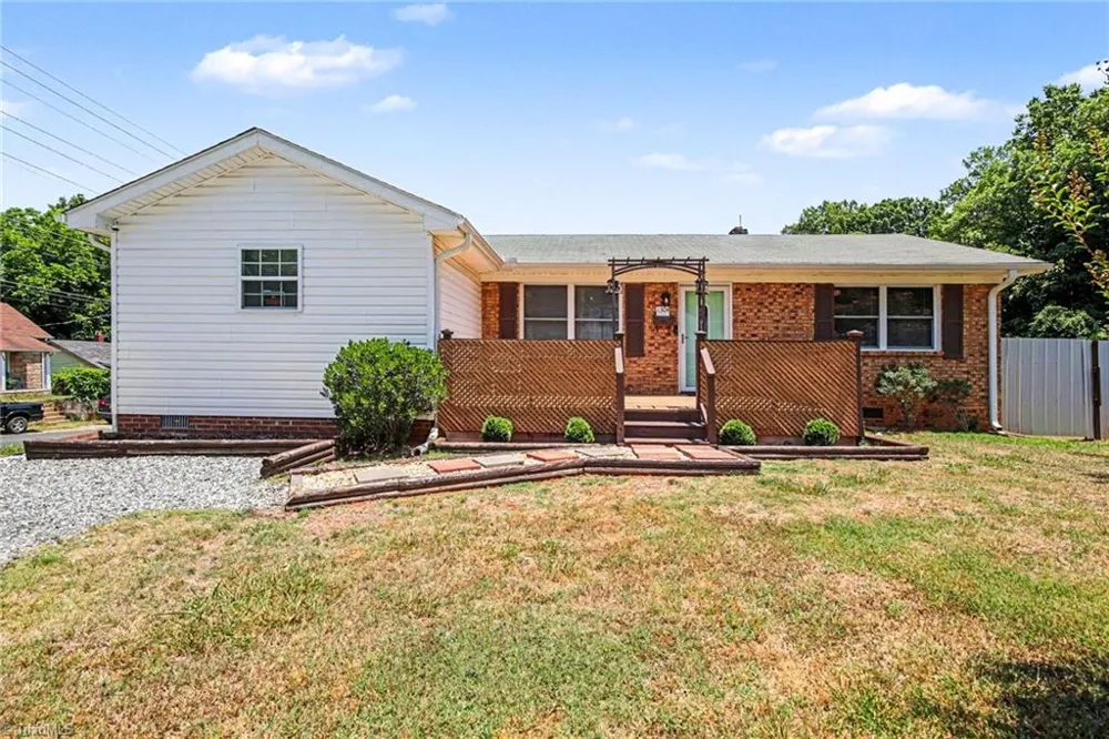 1304 Nance Street Burlington, NC 27217