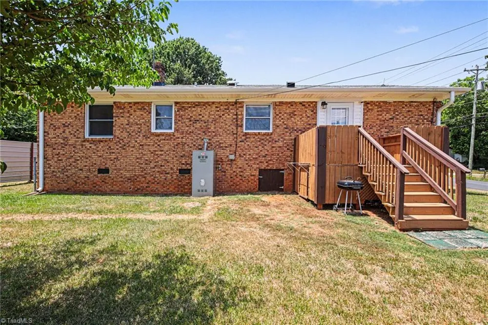 1304 Nance Street Burlington, NC 27217
