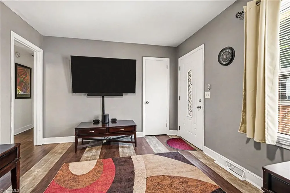 1304 Nance Street Burlington, NC 27217