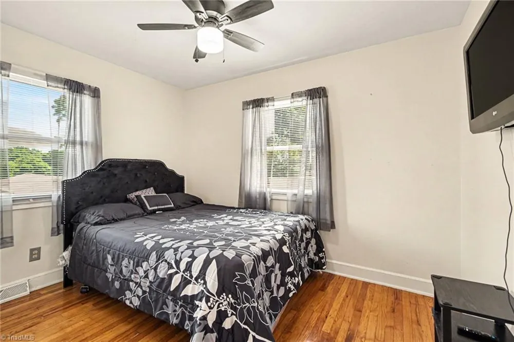 1304 Nance Street Burlington, NC 27217