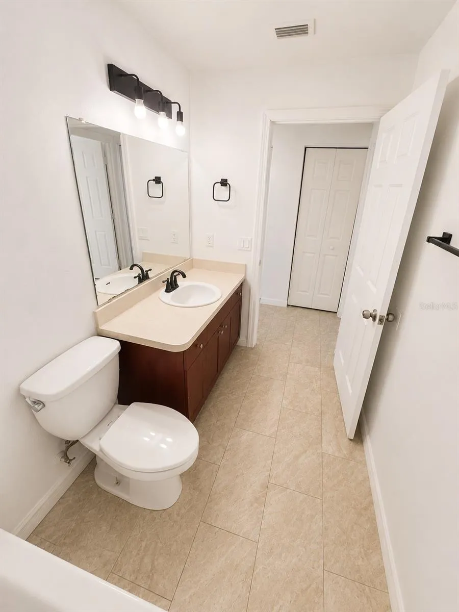 3019-3019 WALNUT COURT Leesburg, FL 34748