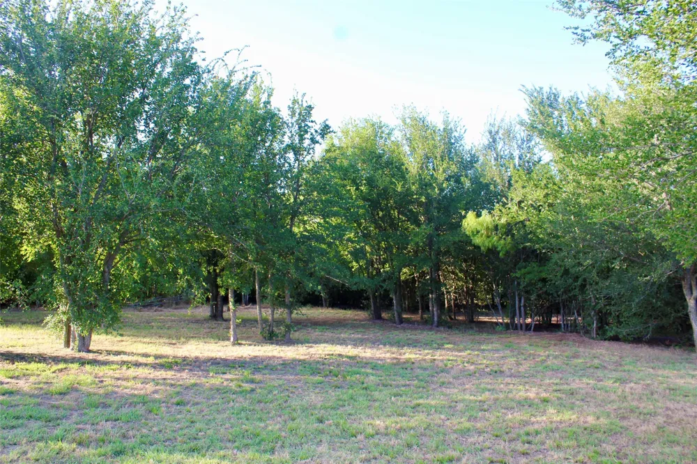 837 Beach Road #Lots 40,41,42 Bowie, TX 76230