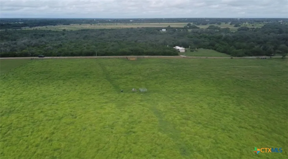 901 Walker Road Goliad, TX 77963