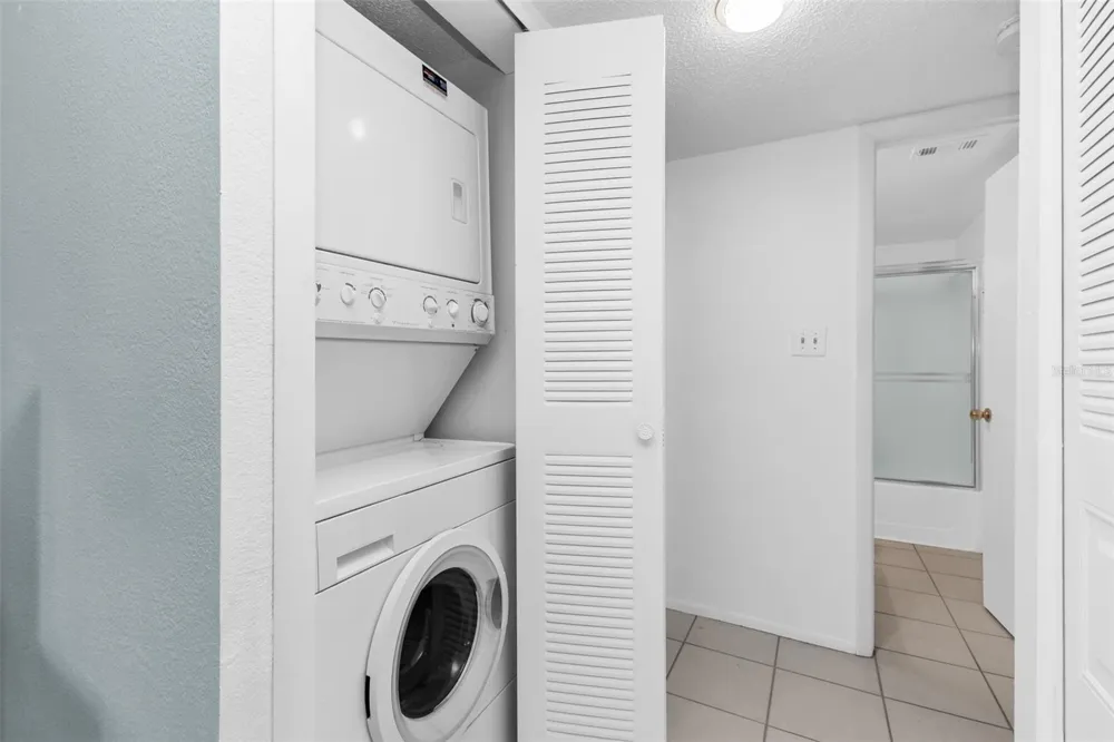 19505 QUESADA AVENUE #J204 Port Charlotte, FL 33948