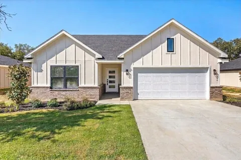 469 Peace Lily Way