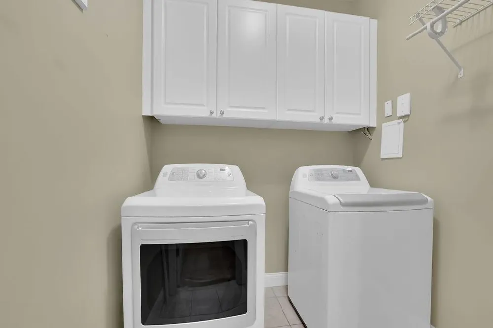 3003 Sterling Court Roswell, GA 30075