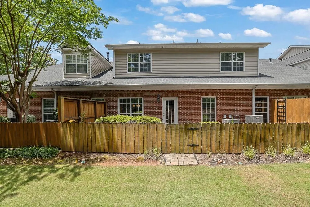 3003 Sterling Court Roswell, GA 30075