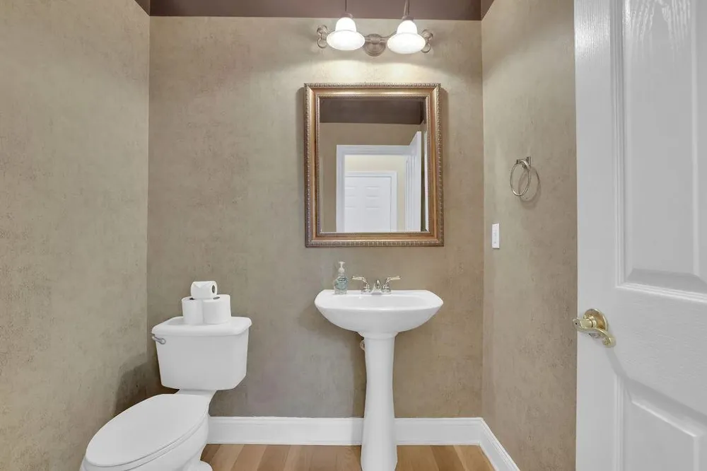 3003 Sterling Court Roswell, GA 30075