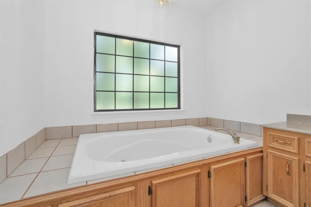 14657 Cedar Lane Loop Willis, TX 77378