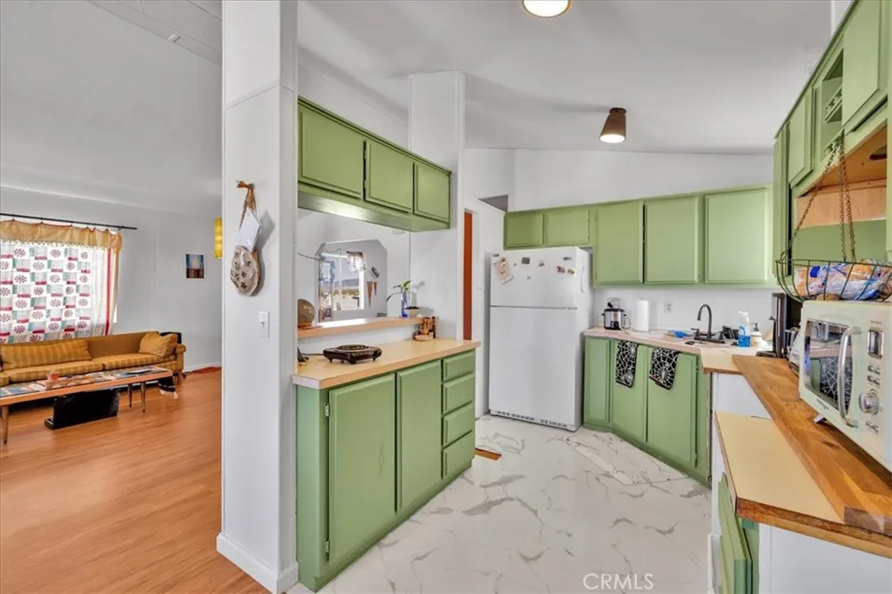 5132 Kelly Road 29 Palms, CA 92277