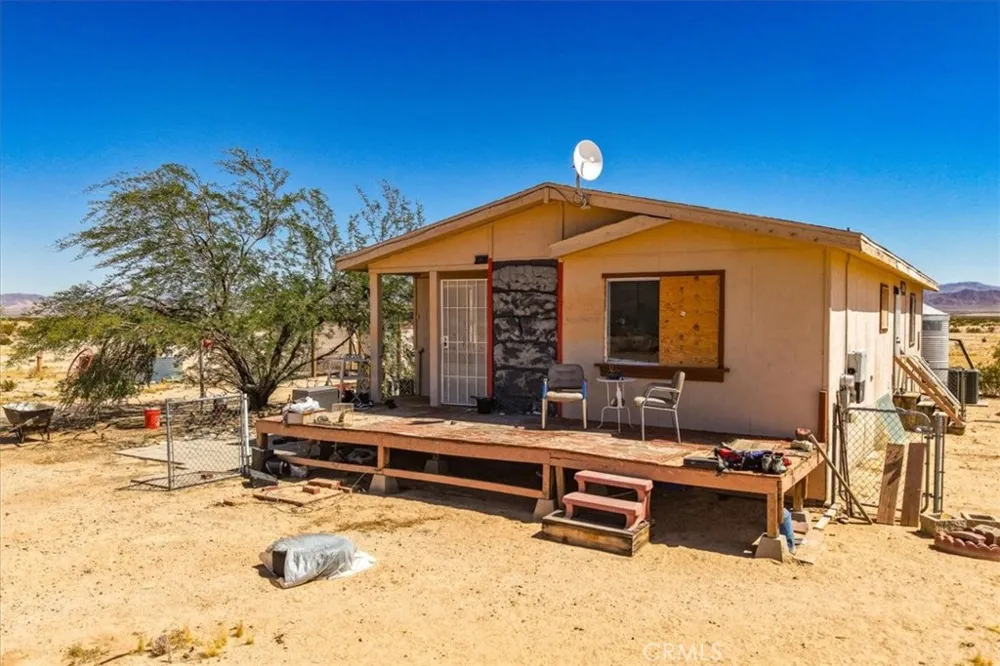 5132 Kelly Road 29 Palms, CA 92277