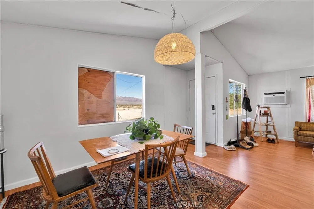 5132 Kelly Road 29 Palms, CA 92277