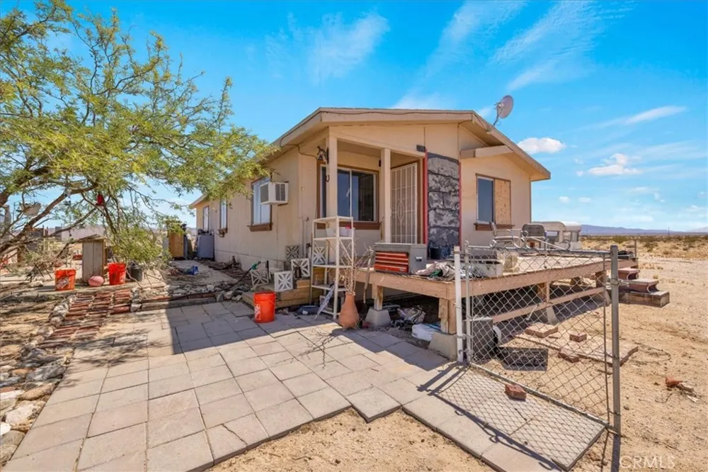 5132 Kelly Road 29 Palms, CA 92277