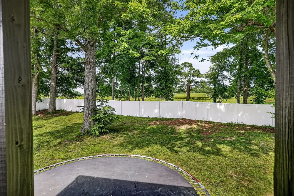 242 Grace Dr Sparta, TN 38583