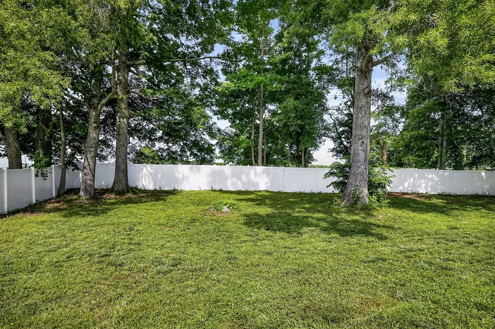 242 Grace Dr Sparta, TN 38583