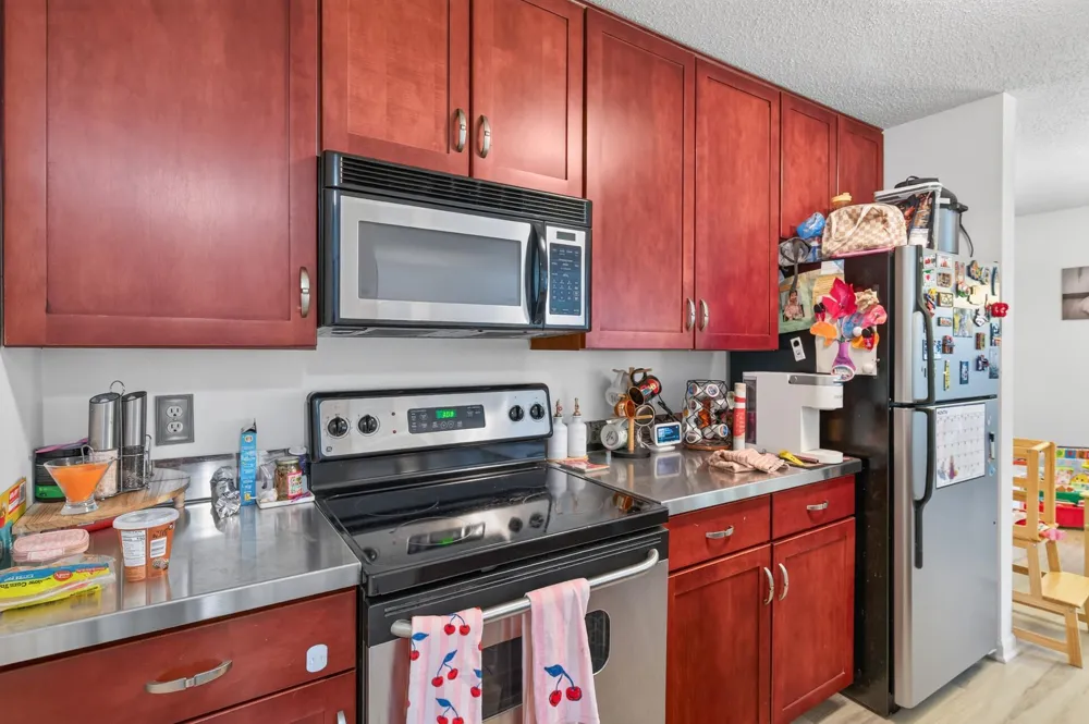 6167 Chasewood Parkway #202 Minnetonka, MN 55343