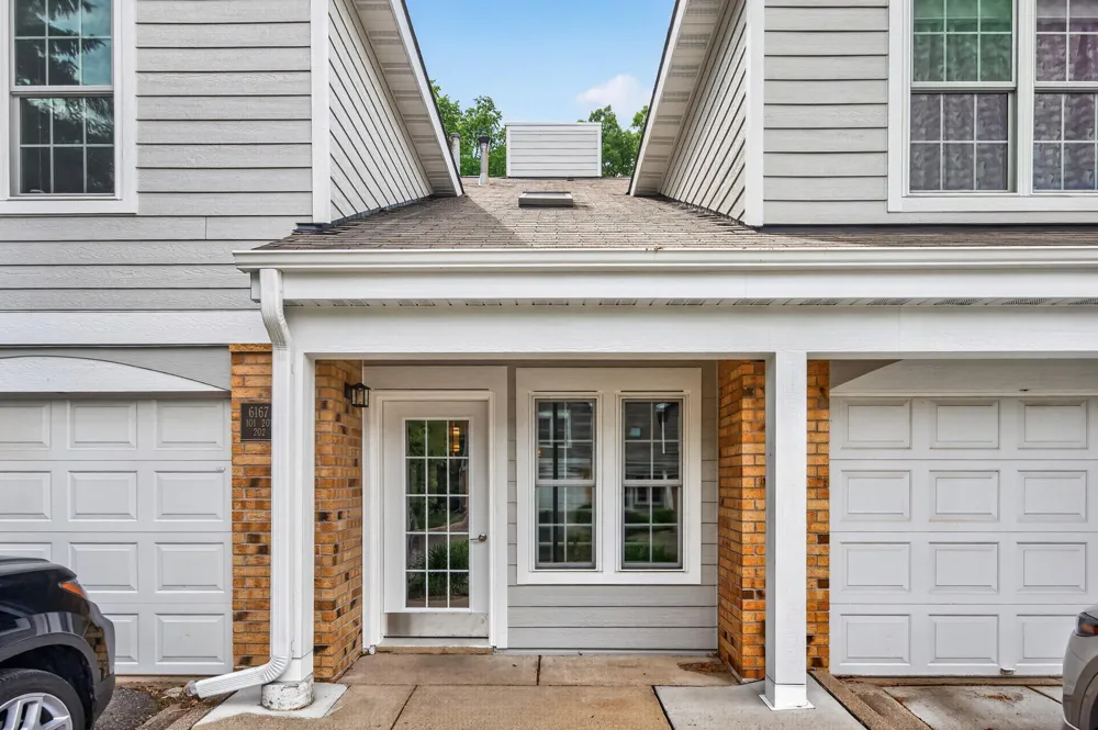 6167 Chasewood Parkway #202 Minnetonka, MN 55343