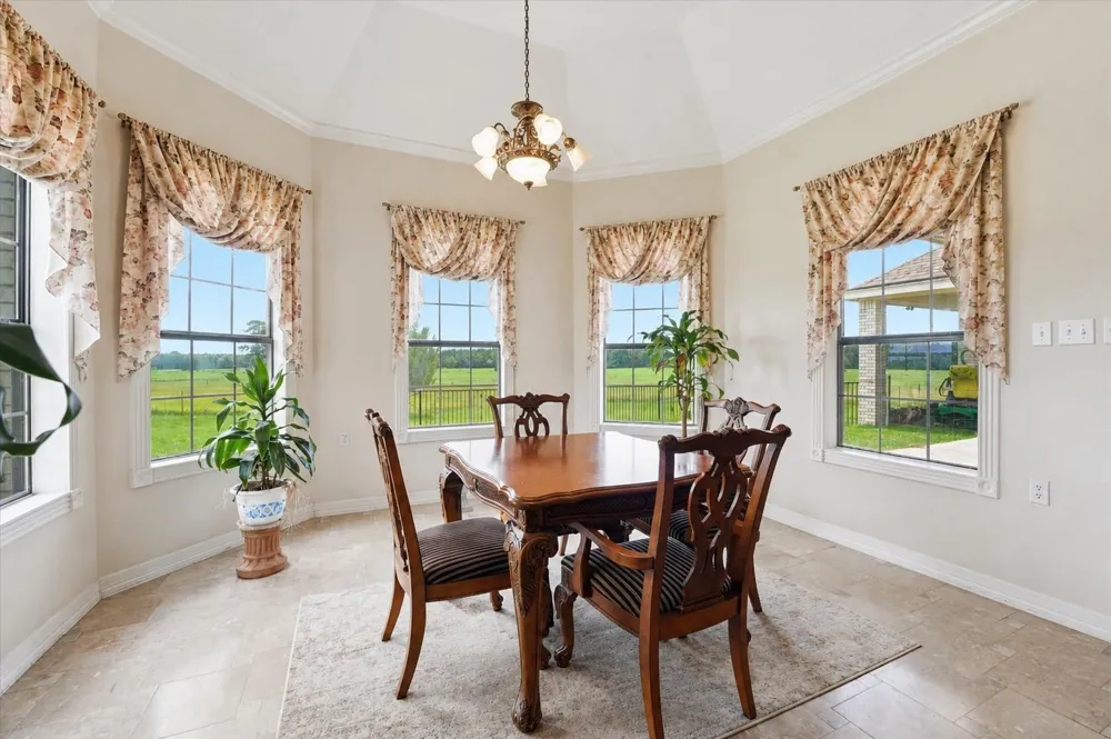 130 Duncan Lane Liberty, TX 77575