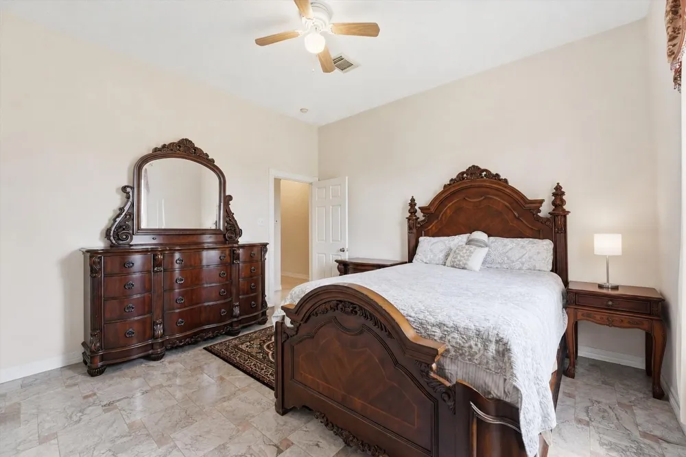 130 Duncan Lane Liberty, TX 77575