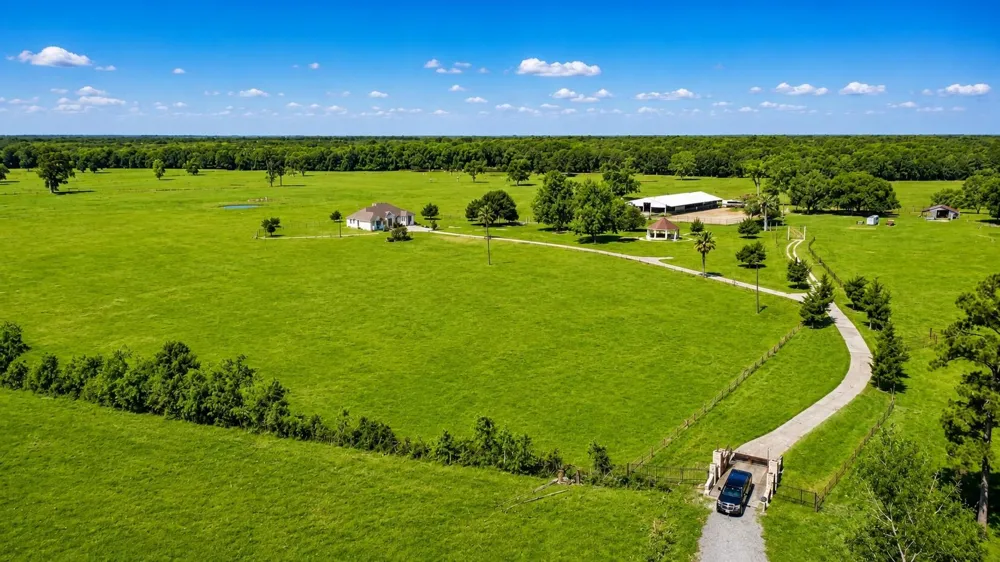 130 Duncan Lane Liberty, TX 77575