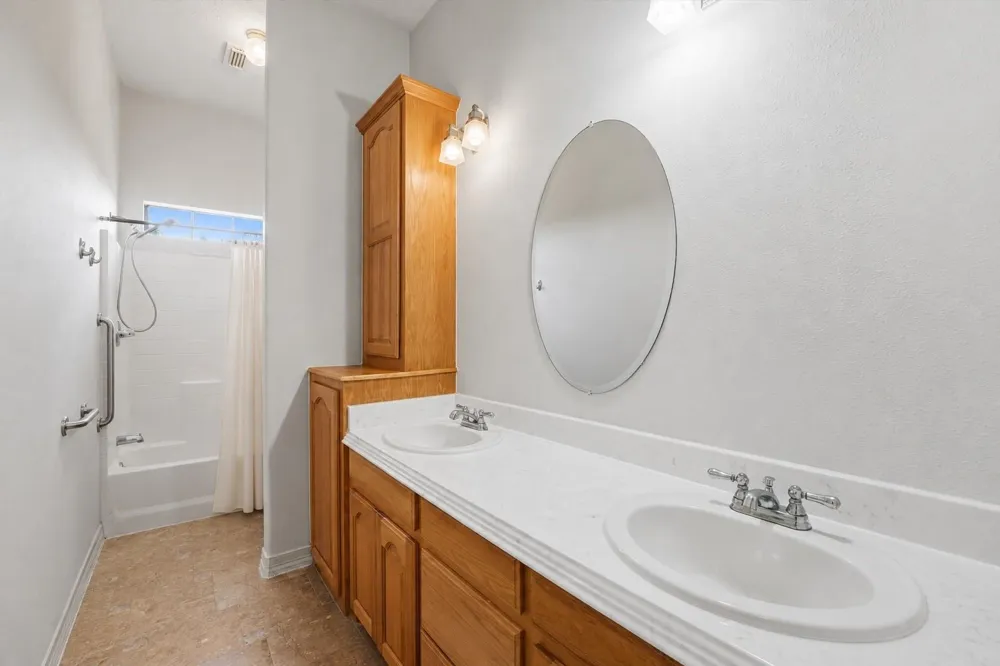 130 Duncan Lane Liberty, TX 77575