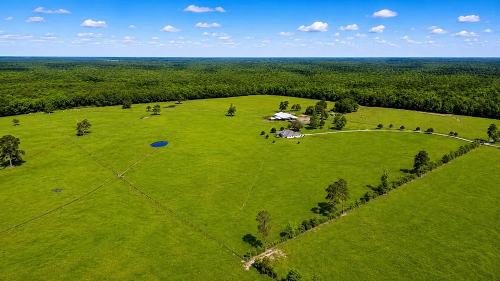 130 Duncan Lane Liberty, TX 77575