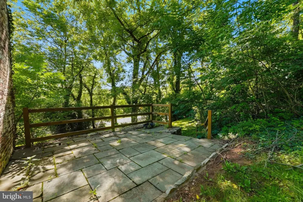 8200 BUCKLAND MILL ROAD Gainesville, VA 20155