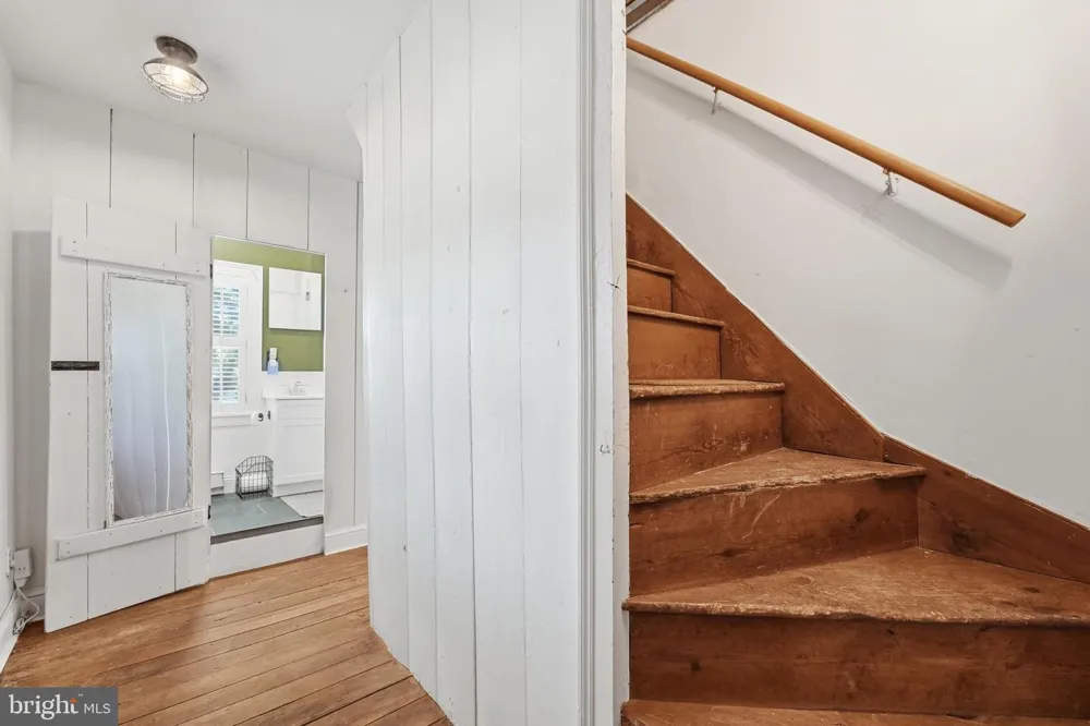 8200 BUCKLAND MILL ROAD Gainesville, VA 20155