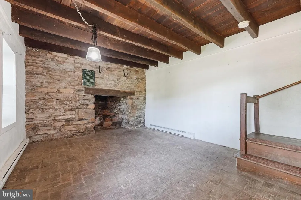 8200 BUCKLAND MILL ROAD Gainesville, VA 20155