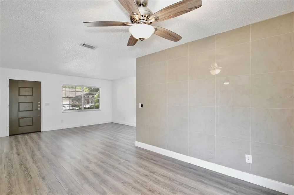 1847 FAYETTEVILLE AVE Deltona, FL 32725