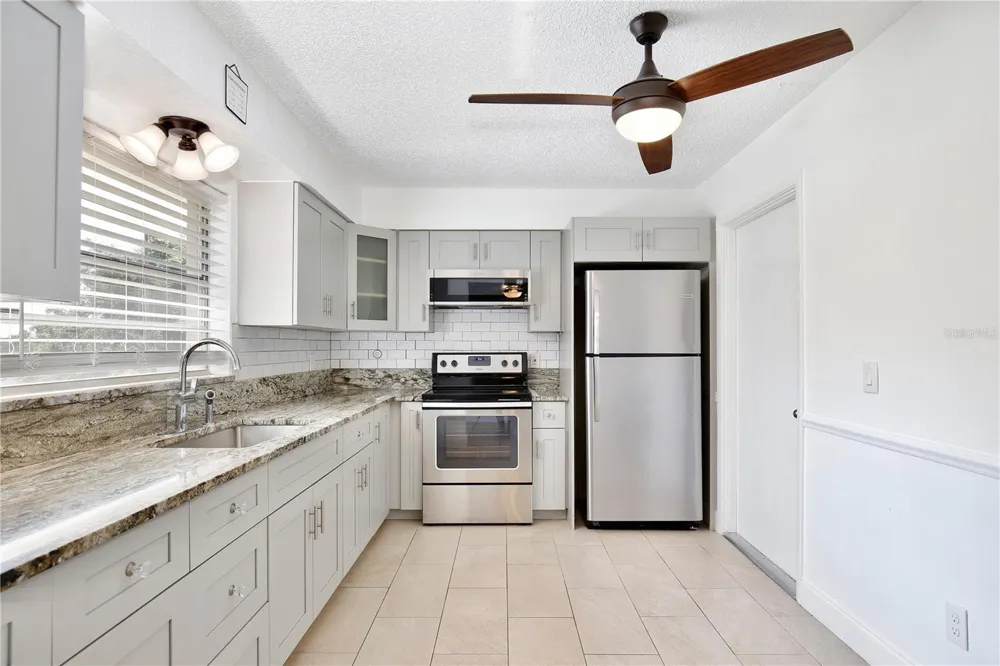 1847 FAYETTEVILLE AVE Deltona, FL 32725