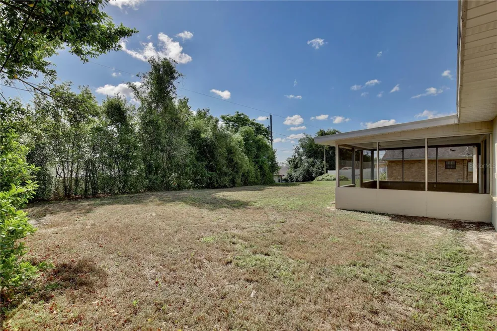 1847 FAYETTEVILLE AVE Deltona, FL 32725