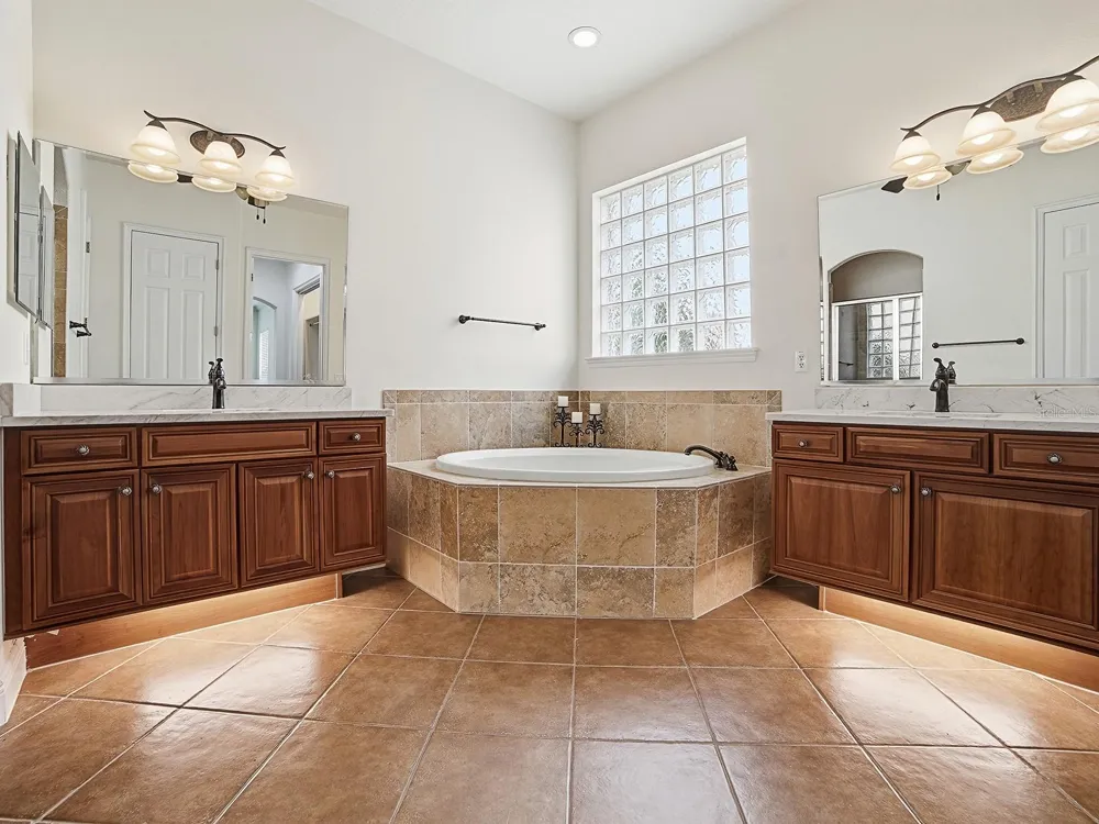 1404 CARING COURT Maitland, FL 32751