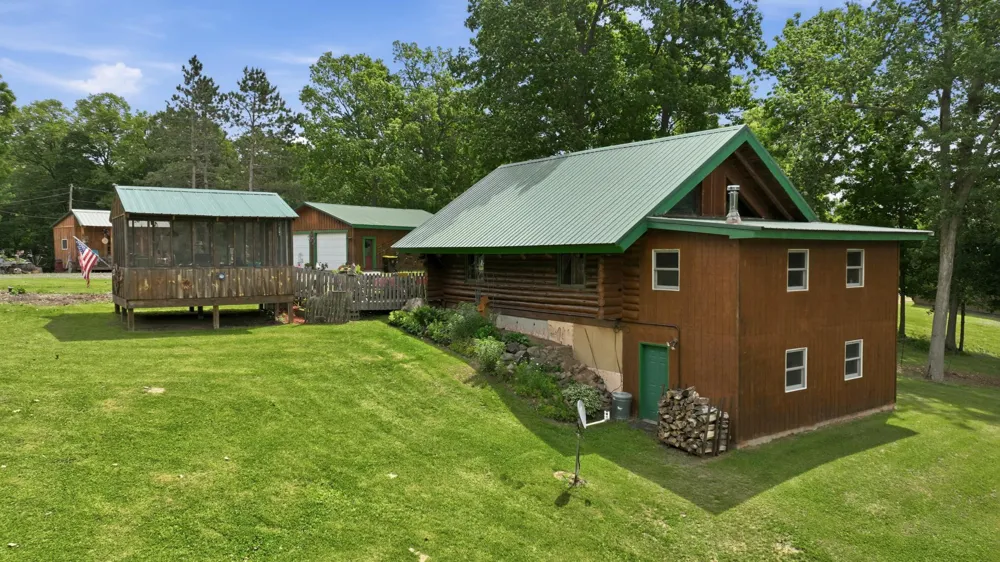 2458 8 1/2 8 3/4 STREET Cumberland, WI 54829