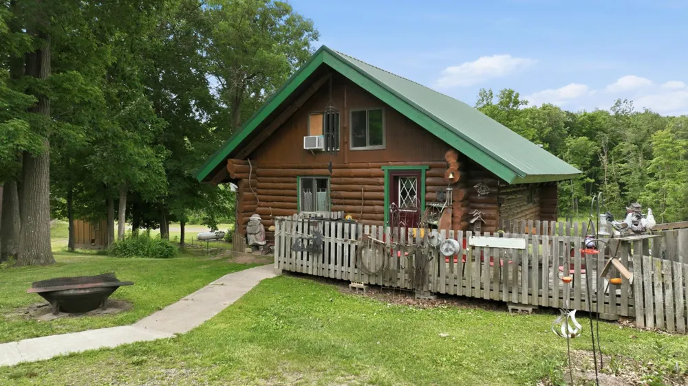 2458 8 1/2 8 3/4 STREET Cumberland, WI 54829