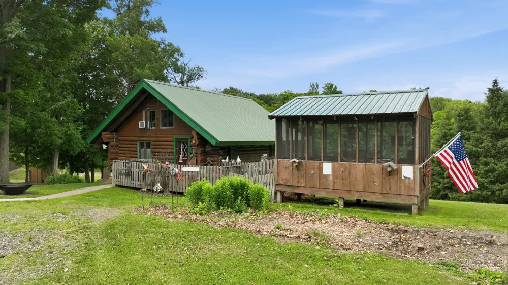 2458 8 1/2 8 3/4 STREET Cumberland, WI 54829