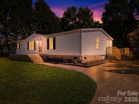 3940 Teaberry Lane