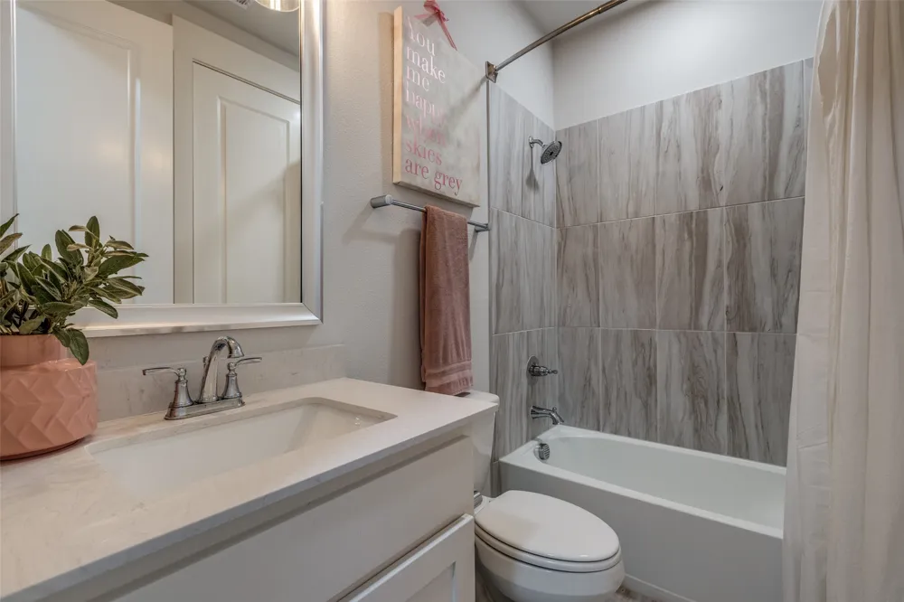 1224 Karsten Ridge Pass Gunter, TX 75058