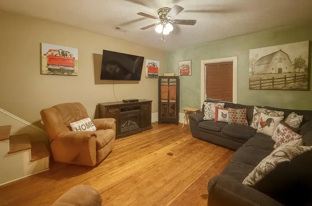 841 S Loop 497 Brenham, TX 77833